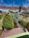 Blick vom Balkon in den Garten - 4 Zimmer Reihenmittelhaus in Fürth