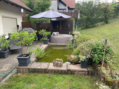 Terasse / Teich - Einfamilienhaus mit 220,00 m² in Mandelbachtal zum Kaufen