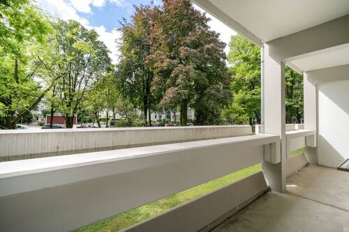 Südbalkon - 3 Zimmer Etagenwohnung in München / Arabellapark