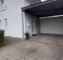 Wohnen mit Gartenidylle in Engen - modernes EFH mit Terrasse, Balkon & 5,5 Zimmer