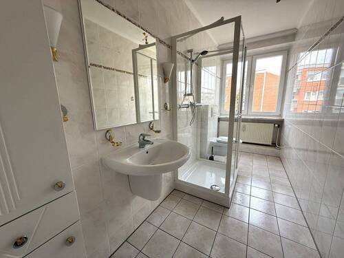 Badezimmer - Etagenwohnung mit 86,00 m&sup2; in Buchholz in der Nordheide zur Miete