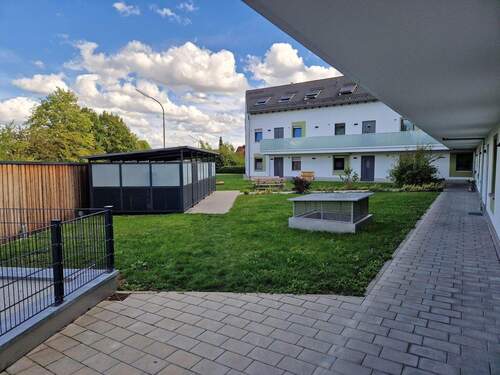 Innenhof - 2 Zimmer Etagenwohnung zum Kaufen in Lenting