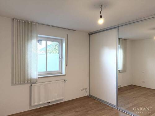 Schlafzimmer - Etagenwohnung mit 66,00 m² in Piding zum Kaufen
