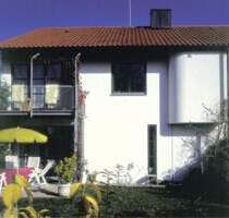 Erstbezug nach Renovierung - Stilvolle Doppelhaushälfte in Krailling