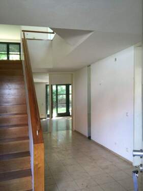 Aktuelles Bild folgt Ende Okt. - 7 Zimmer Doppelhaushälfte in Krailling