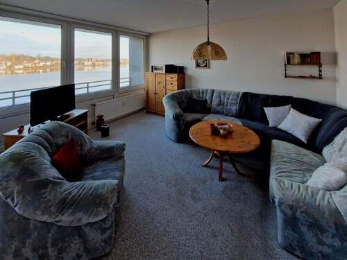 Wohnzimmer - Sanierungsbedürftige Eigentumswohnung mit traumhaftem Ausblick in Schleswig