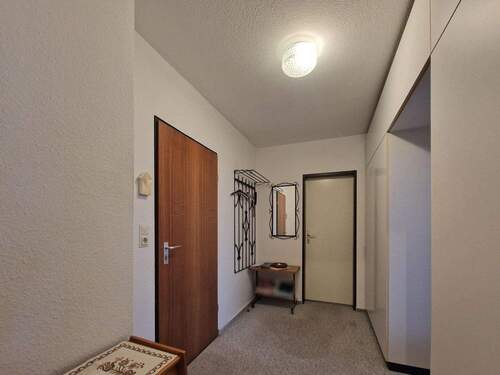 Flur - Etagenwohnung mit 70,70 m&sup2; in Schleswig zum Kaufen