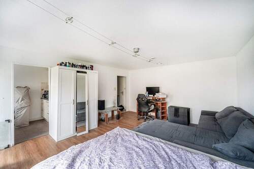 Wohnzimmer / Schlafzimmer - Etagenwohnung mit 36,00 m&sup2; in Lottstetten zur Miete