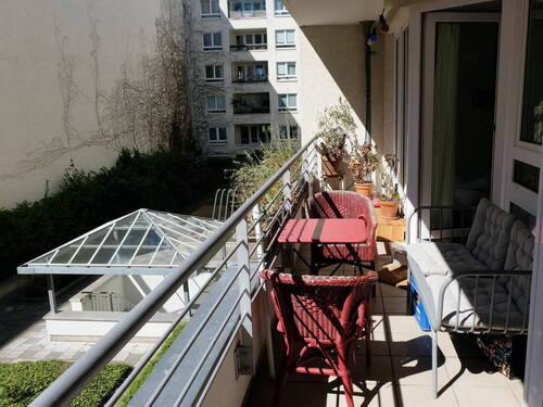 Balkon - Etagenwohnung mit 56,00 m&sup2; in Berlin zum Kaufen