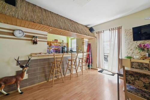 Bar - 