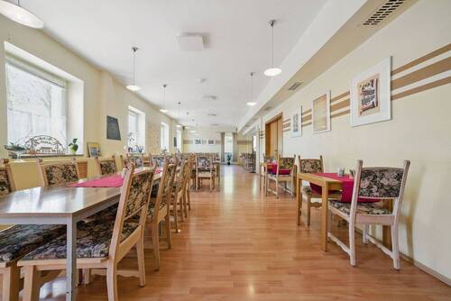 Restaurant - 