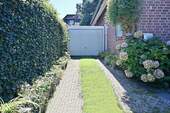 Garage und Einfahrt - 