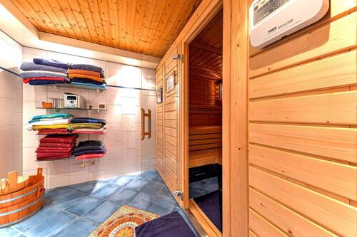 Sauna UG - 