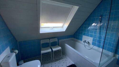Bad mit Wanne - 