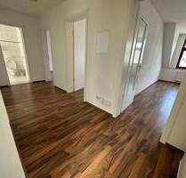 EBK Abkauf mögl. + sonniger Balkon an der Küche + im DG ! - Chemnitz Schloßchemnitz