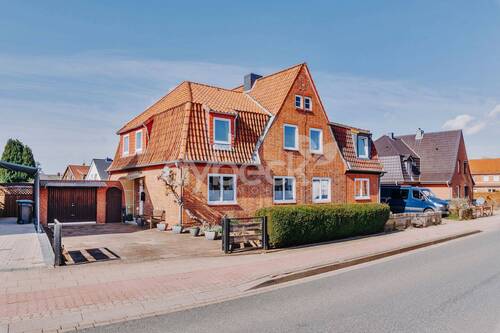 Hausansicht - 3 Zimmer Doppelhaushälfte in Lüneburg