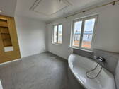 Drittes OG, Zimmer IV - 