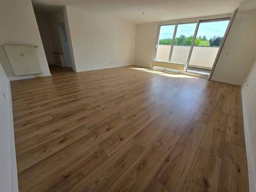 20260522_151855 - EBK-Gutschein von 1000,- € + 3 Monate kaltmiefrei ! DG - große Loggia - Stellplatz u.v.m.