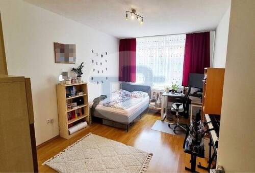 Zimmer 1 - 4 Zimmer Etagenwohnung zum Kaufen in Passau