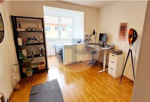 Zimmer 2 - 4 Zimmer Etagenwohnung in Passau