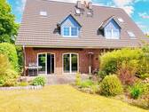 Terrasse groß.jpg - 6 Zimmer Doppelhaushälfte zum Kaufen in Lütjensee