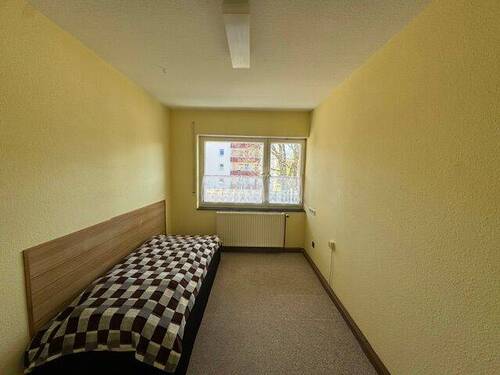 Zimmer 2 - 