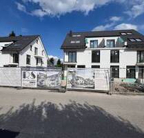 Gemütliche Dachgeschosswohnung mit Hobbyraum im ausgebautem Speichergeschoss, Terrasse und Balkon - München Feldmoching-Hasenbergl