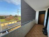 Laubengang - 4 Zimmer Etagenwohnung in Hürth