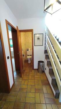 Aufgang Gäste-WC EG - 