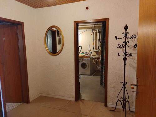 Flur EG / Heizungskeller - 