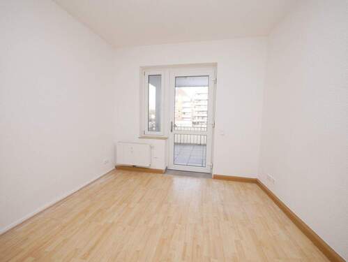 Arbeits-/Esszimmer - 