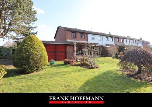 V10847 Titelbild - Platzreiches Endreihenhaus mit Garage und Carport in Hamburg-Bramfeld
