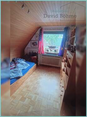 OG Zimmer 2 Richtung Straße - 