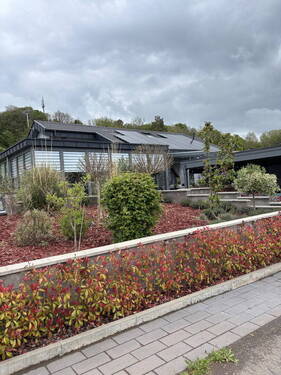 Bild 1 - Architektenhaus mit Wintergarten, Doppelgarage, Doppelcarport und 28 kwp Photovoltaik