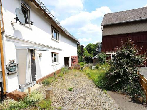 Einfahrt - 4 Zimmer Einfamilienhaus zum Kaufen in Greifenstein