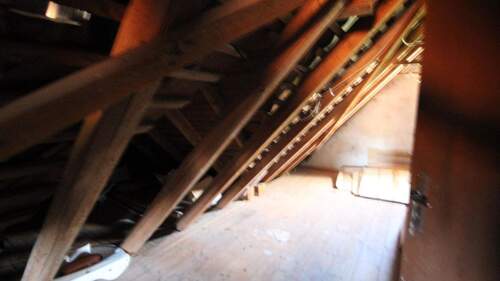 IMG_0113Dach nicht ausgebaut - 