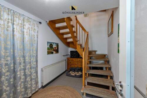 Treppenaufgang ins EG - 