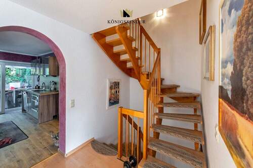 Treppenaufgang ins DG - 