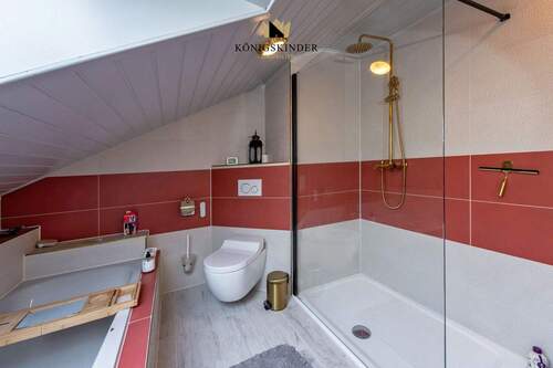 ...mit Wanne und Dusche - 