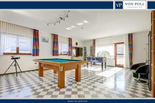 Einfamilienhaus in Vockenhausen - Großes Einfamilienhaus in Vockenhausen