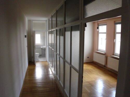 Flur und Kinderzimmer - 