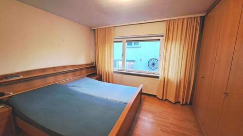 Schlafzimmer im Erdgeschoss - 