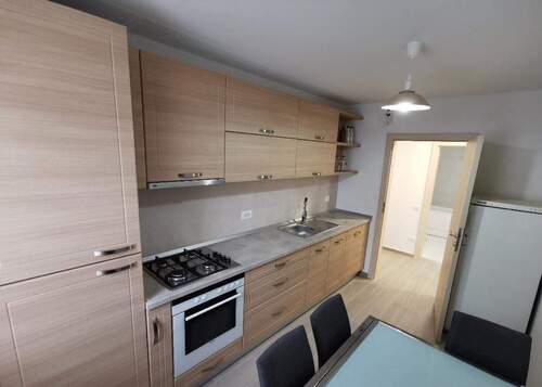 1008061_3810276.jpg - 