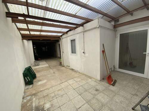 Überdachter Innenhof - 