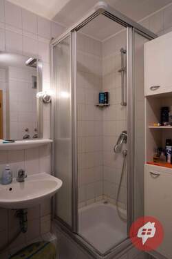 Duschbad - 2 Zimmer Etagenwohnung in Kiel
