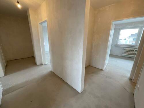 Eingangsbereich - 3 Zimmer Etagenwohnung zur Miete in Wuppertal