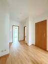 11 Diele.jpg - Etagenwohnung mit 60,70 m&sup2; in Zwickau zum Kaufen