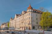_ - 2,5 Zimmer Wohnung plus Ladengeschäft - Denkmalschutz mit Potenzial
