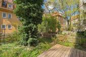 Terrasse mit Garten - 3 Zimmer Etagenwohnung in München