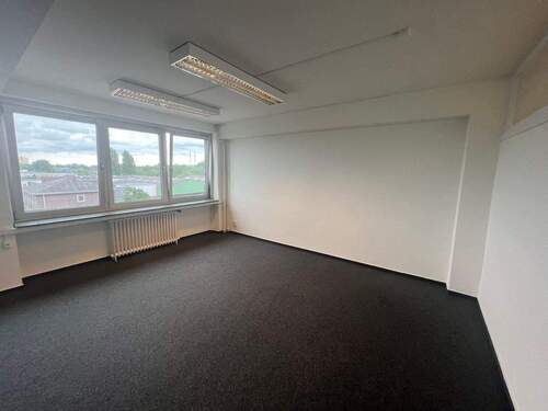 Teppichboden.jpg - 25 m² Start-Up Büroraum im 2.OG
